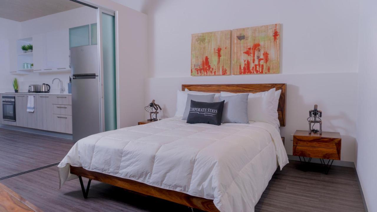 Corporate Stays - Arborea Flats - Modern 1Br ซานตาอานา ภายนอก รูปภาพ